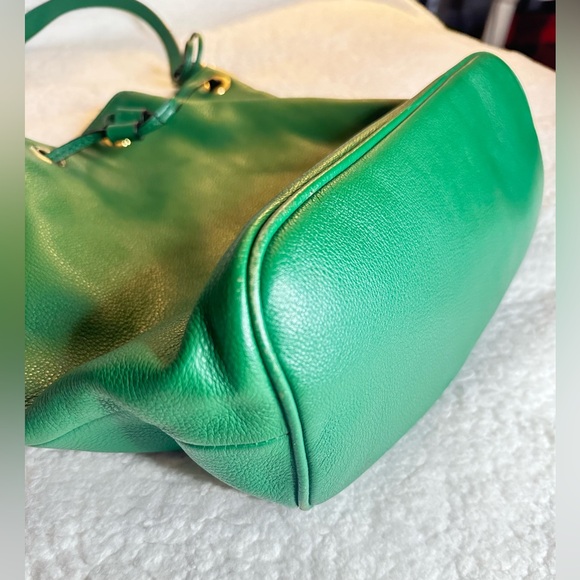 MK Bucket Bag - Picture 9 of 15